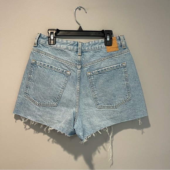 Zara High Rise Denim Shorts - Picture 2 of 3